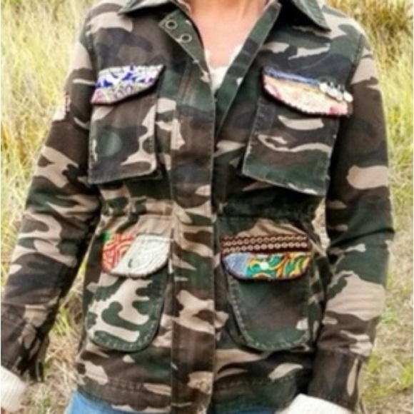 Beautiful Stories Barn Utility Jacket Patchwork Boho Chic Embroidered XS - Picture 2 of 2